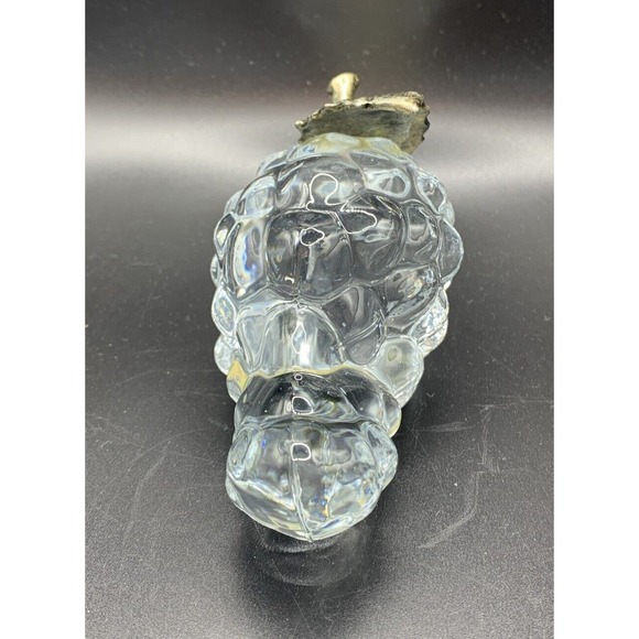 Vtg Hand Made Crystal Grape Cluster Paper Weight Applied Brass Leaf & Stem 5” - Picture 4 of 6